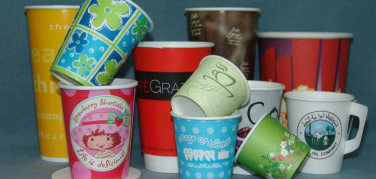 In Gran Bretagna, le tazze da caffè usa-e-getta potrebbero essere tassate come i sacchetti di plastica