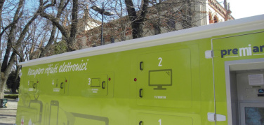 RAEE Parking: a Milano Comune, AMSA ed Ecolight inaugurano il container itinerante per i rifiuti elettrici ed elettronici
