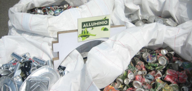 Riciclo imballaggi alluminio in Italia: il 2015 si chiude con il 70%