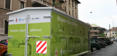 Raccolta rifiuti elettronici a Milano: il container AMSA si sposta in via Bisi Albini (zona Arbe/Zara)
