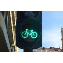 Immagine: Bike lane e incentivi per chi usa il trasporto pubblico: il piano dell’assessora Linda Meleo