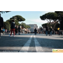 Immagine: Roma, via dei Fori Imperiali è pedonale per tutto agosto