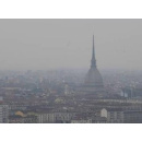 Immagine: Torino esplode l’emergenza smog: domani dovrebbero entrare in vigore le limitazioni