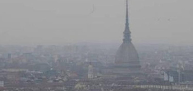 Torino esplode l’emergenza smog: domani dovrebbero entrare in vigore le limitazioni