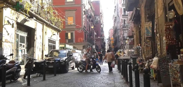 Napoli, da venerdì 17 febbraio parte la pedonalizzazione di via dei Tribunali