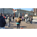 Immagine: Bentornata Domenica a piedi, le immagini della conferenza in piazza Castello | Video
