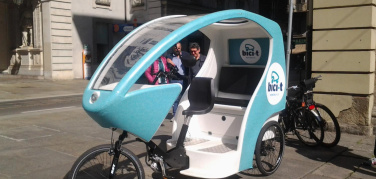 Parte a Torino Bici-t, il trasporto turistico sostenibile per scoprire la città