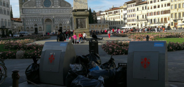 ‘Emergenza rifiuti a Firenze: qui c'è davvero bisogno delle magliette gialle!’