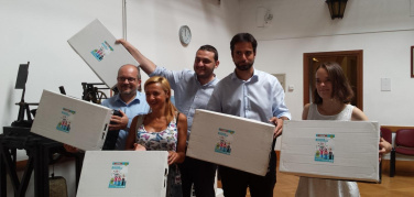 Torino, Consiglieri comunali campioni del riuso adottano le cassette di “Cit ma bun”