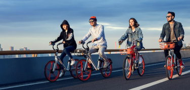 “Bella ma scomoda”. A Firenze e Milano arriva Mobike, il servizio di bike sharing free flow