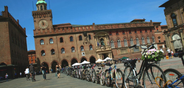 Comuni Ciclabili: 15 settembre FIAB consegna le prime 'bandiere gialle' della ciclabilità italiana a 15 comuni nell'ambito di Cosmobike Show a Verona