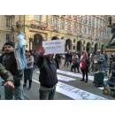 Immagine: Torino,protestano sotto il Comune i venditori del mercato delle pulci del Balon