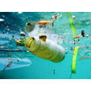 Immagine: Costa: ‘Il 50% del pescato è plastica. A breve una legge per farla recuperare ai pescatori senza conseguenze e alimentando i consorzi del riciclo’