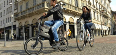 Bologna, boom di richieste per l’acquisto di biciclette a pedalata assistita. Nel primo mese già 245 domande per usufruire degli incentivi