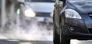 Il Parlamento UE chiede la riduzione del 40% le emissioni di CO2 di auto e furgoni entro il 2030