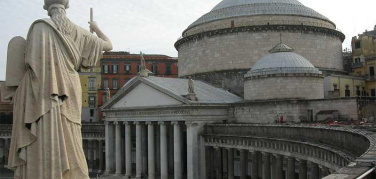 Napoli si prepara a posizionare cassonetti interrati per la raccolta differenziata nel centro storico sito Unesco