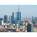 Immagine: Area B, a Milano un milione di euro alle famiglie per sostituire auto e moto inquinanti