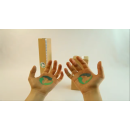 Immagine: 'Le mani in carta' vincitore del premio 'Le sette vite della carta'