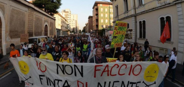 Brescia, 15mila persone in strada per dire 'Basta Veleni'
