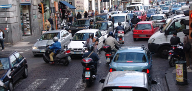 Roma, smog alle stelle: martedì 14 gennaio blocco totale dei diesel nella ztl-fascia verde