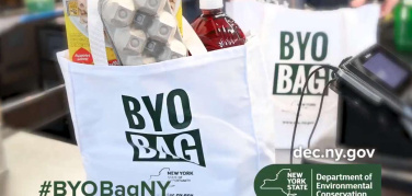 Bag Waste Reduction Law: dal 1° marzo lo stato di New York mette al bando i sacchetti in plastica monouso