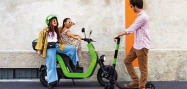 Monopattini, scooter e biciclette condivise: la micro-mobilità vince in città